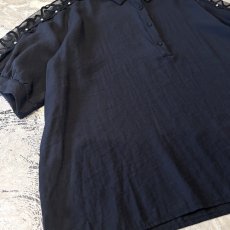 画像5: SHOULDER SHEER SWITCHED STUDS DECORATIVE S/S POLO SHIRT / Mens L  (5)