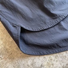画像3: 【adidas】BLACK COLOR FISH TAIL DESIGN NYLON SKIRT / FREE (3)