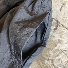 画像8: 【NIKE】BLACK COLOR POINT PATCH EMBROIDERY DESIGN NYLON HALF PANTS / FREE~W33(S) (8)