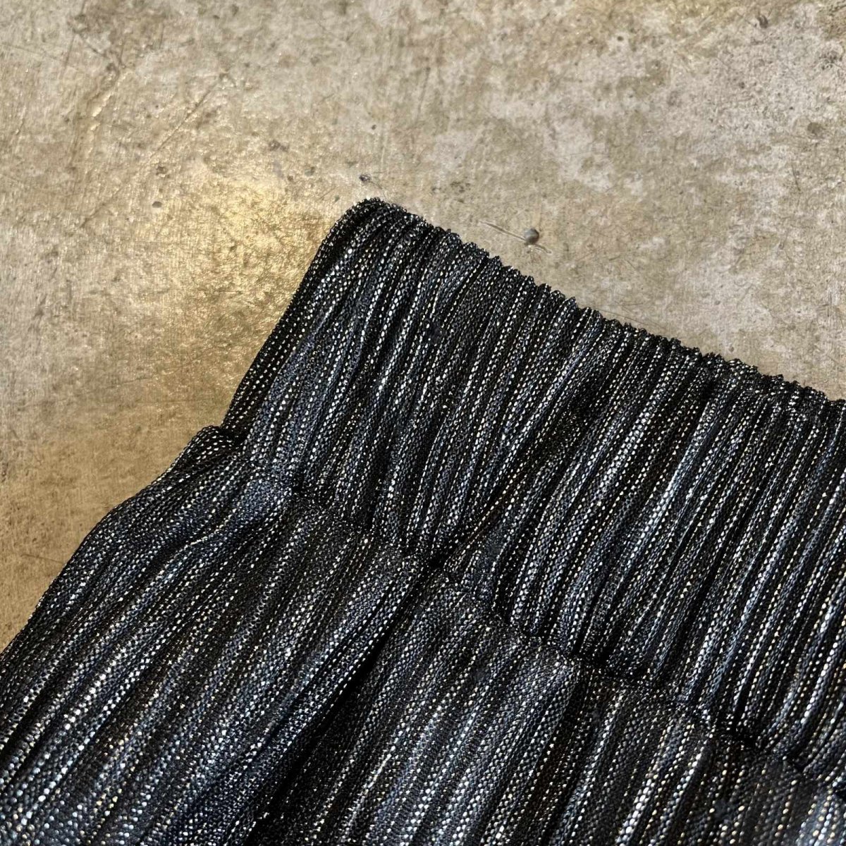 画像8: BLACK COLOR SILVER GLITTER PLEATS DESIGN SHEER PANTS / W25~W29 (8)