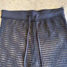 画像6: BLACK COLOR MESH DESIGN FLARE PANTS / FREE~W35 (6)