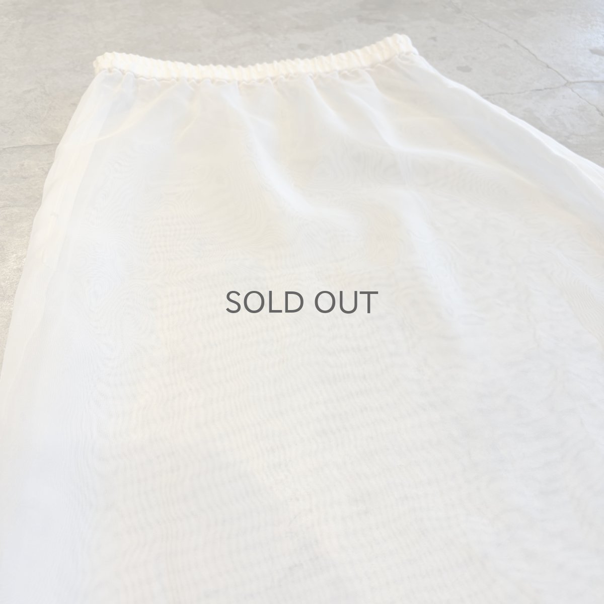 画像9: IVORY COLOR SHEER SLIT LONG SKIRT / W24~W31 (9)