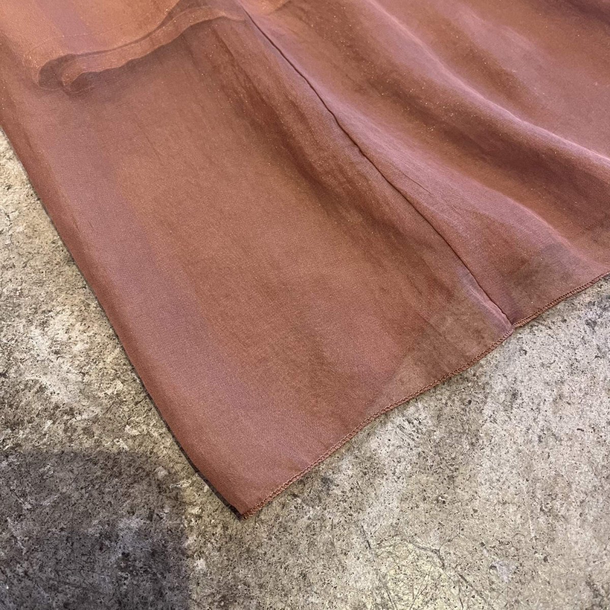 画像4: BROWN COLOR FLARE DESIGN SHEER LONG SKIRT / W25~W29 (4)