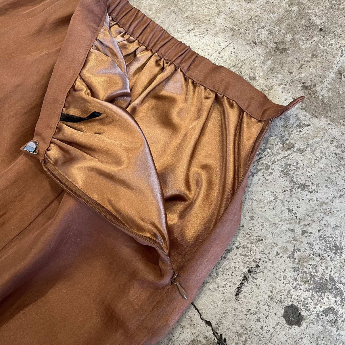 画像7: BROWN COLOR FLARE DESIGN SHEER LONG SKIRT / W25~W29 (7)