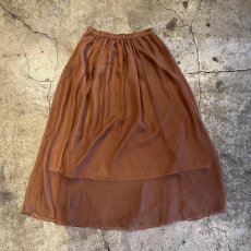 画像2: BROWN COLOR FLARE DESIGN SHEER LONG SKIRT / W25~W29 (2)