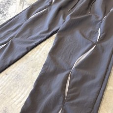 画像6: 【WONDERGROUND】WAVE NOTCH PATTERN NYLON PANTS / CHARCOAL / OS (6)