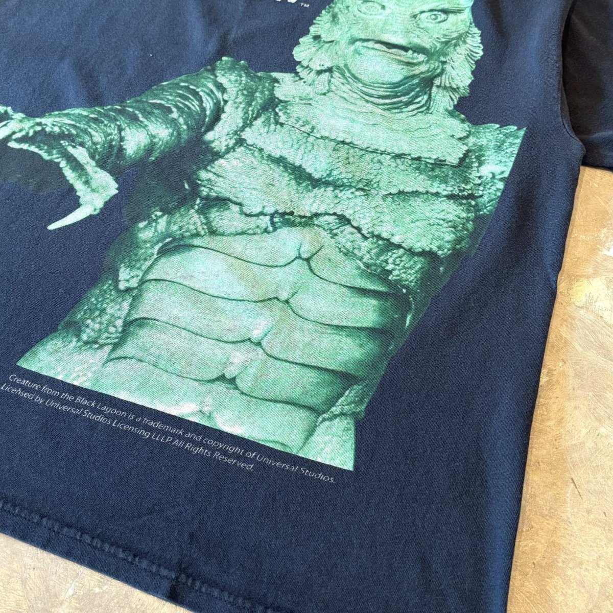 画像6: "CREATURE FROM THE BLACK LAGOON" PRINTED MOVIE S/S TEE / Mens XL (6)