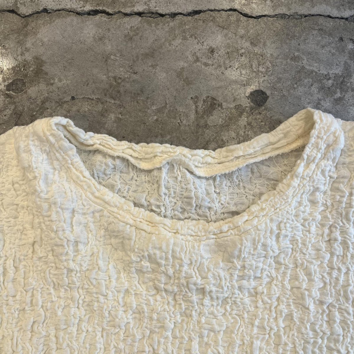 画像9: IVORY COLOR EMBOSS PATTERN S/S TOPS / Ladies M (9)
