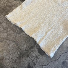 画像4: IVORY COLOR EMBOSS PATTERN S/S TOPS / Ladies M (4)