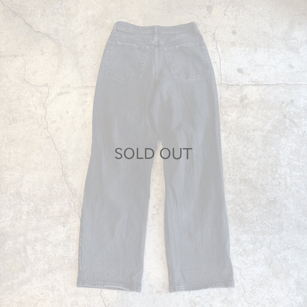 画像2: BLACK COLOR HEAVILY RIPPED DESIGN DENIM PANTS / W30 (2)