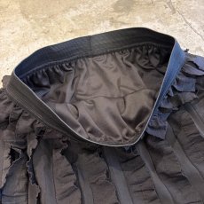 画像6: BLACK COLOR CASCADING FRILL DESIGN LONG SKIRT / W24~W33 (6)