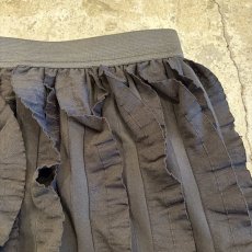 画像5: BLACK COLOR CASCADING FRILL DESIGN LONG SKIRT / W24~W33 (5)