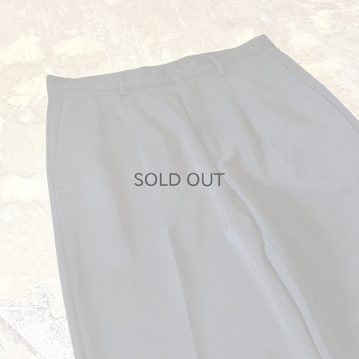 画像3: BACK LEATHER PATCH STRAIGHT SLACKS / W31 / MADE IN ITALY (3)