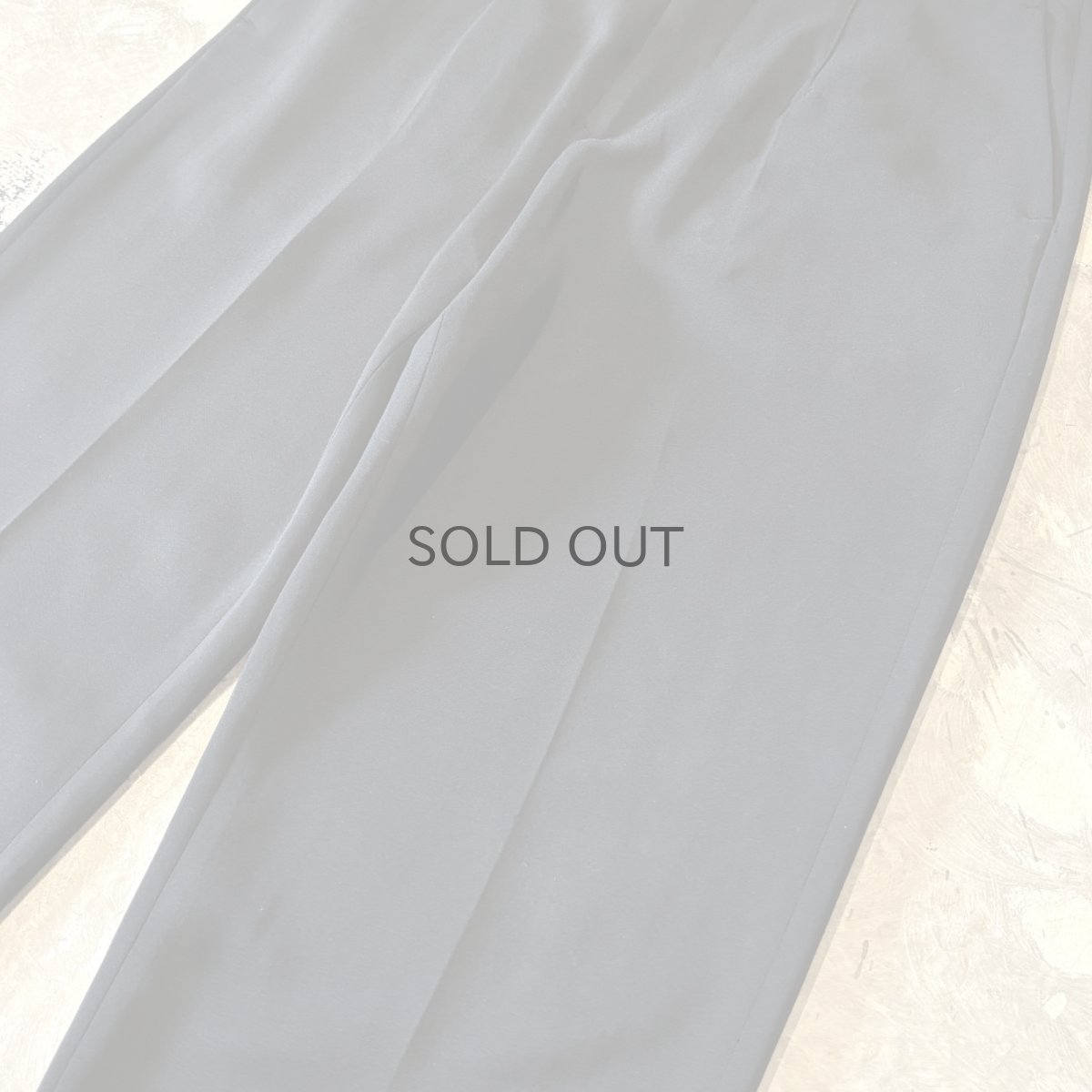 画像4: BACK LEATHER PATCH STRAIGHT SLACKS / W31 / MADE IN ITALY (4)
