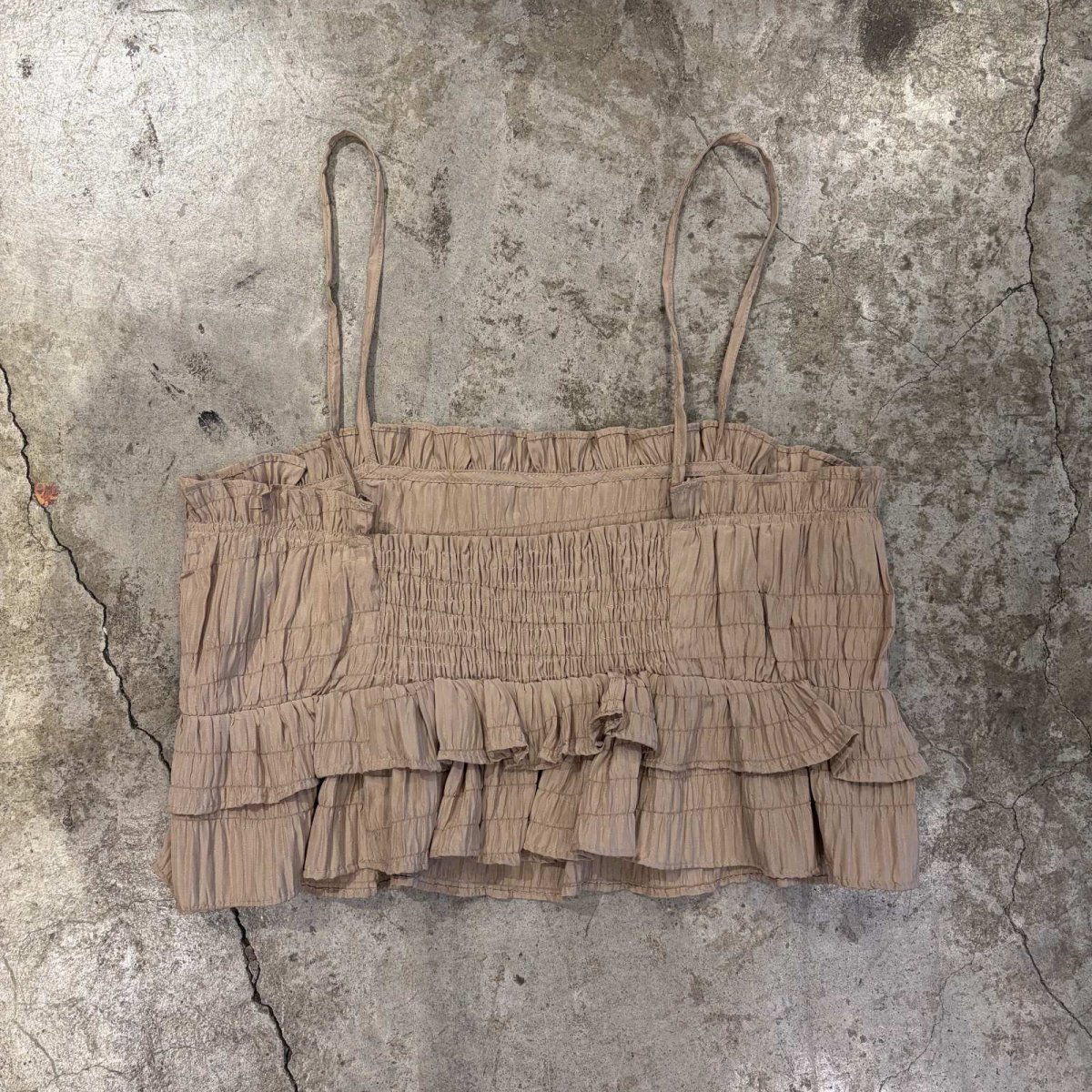 画像2: DESIGN SHIRRING FRILL TIERED DESIGN CAMISOLE / Ladies M  (2)
