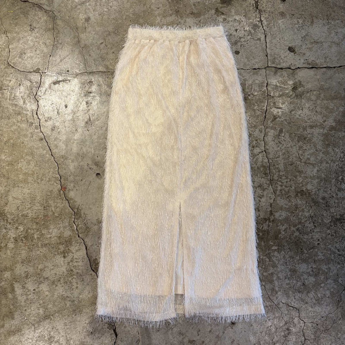 画像2: SHAGGY DESIGN BACK SLIT SKIRT / W24~W34 (2)