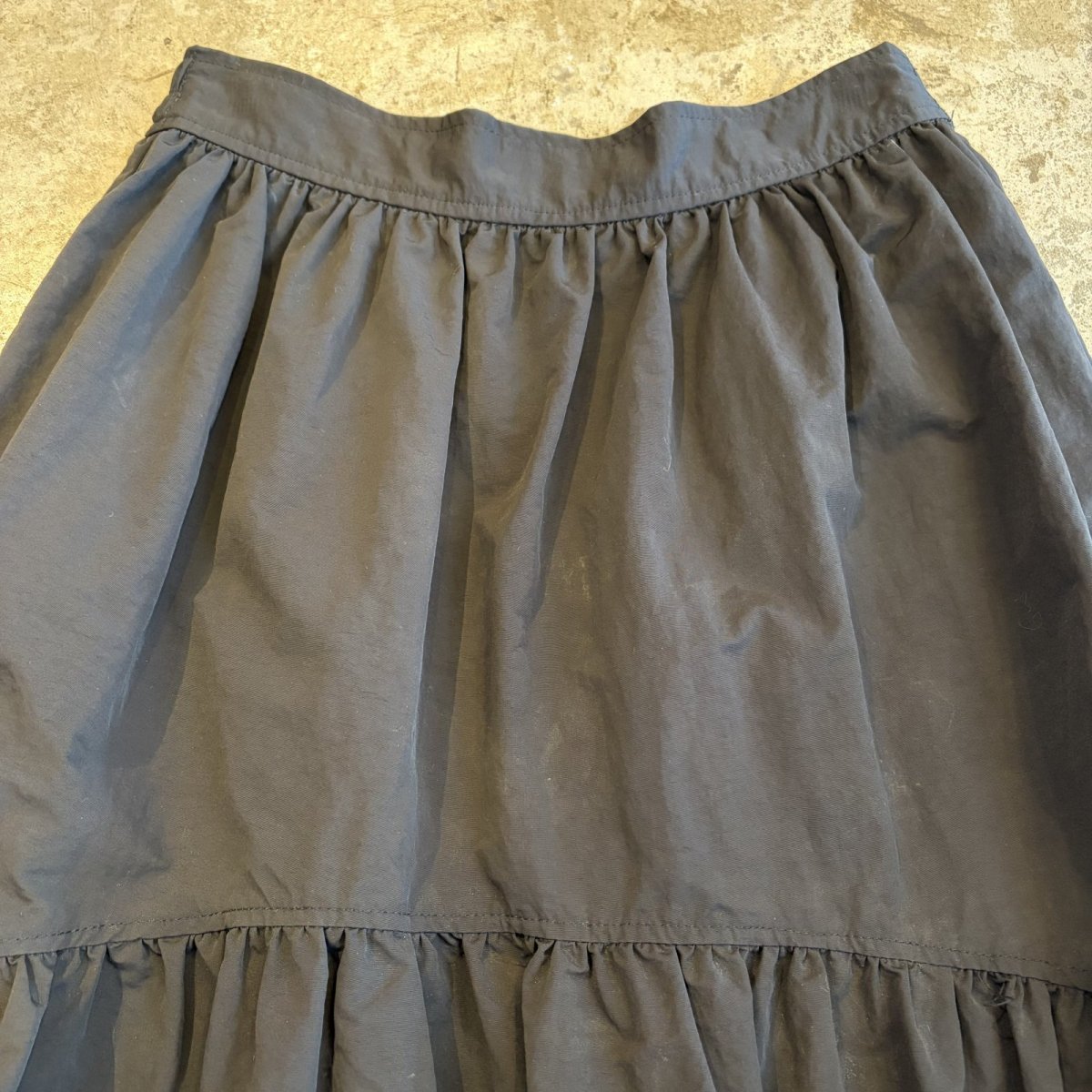 画像5: BLACK COLOR TIERED SILHOUETTE SKIRT / W25~W28 (5)