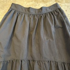 画像5: BLACK COLOR TIERED SILHOUETTE SKIRT / W25~W28 (5)