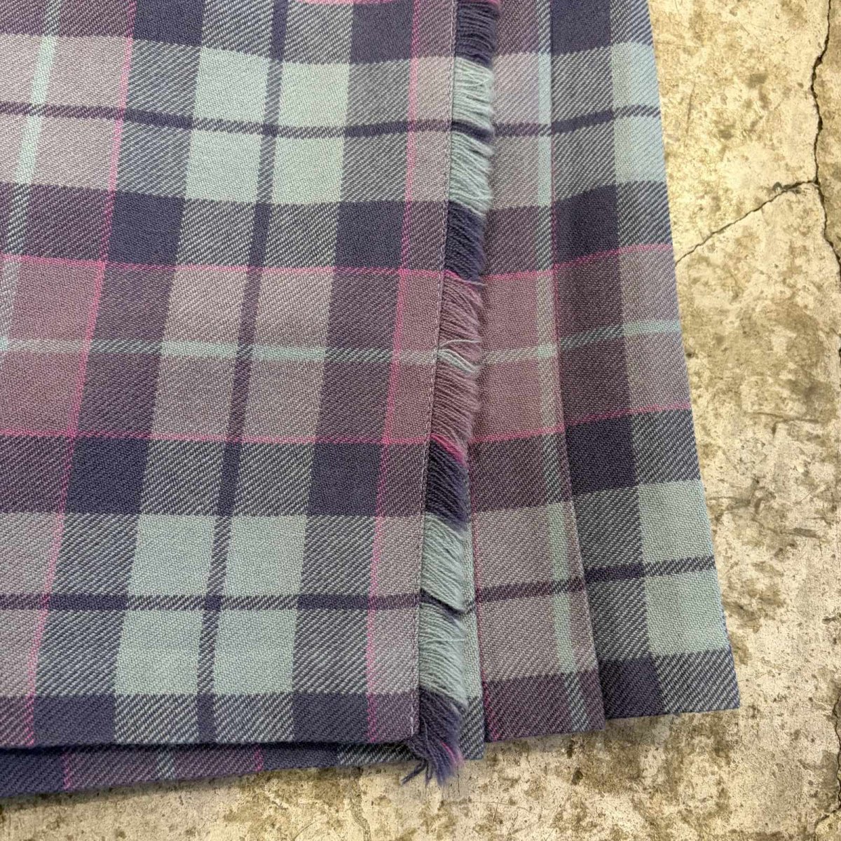 画像5: CHECK PATTERN SIDE BELT KILT WRAP DESIGN SKIRT / W27~W28 / MADE IN SCOTLAND (5)