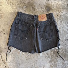 画像2: 【LEVI'S】SIDE LECE UP CUT OFF DESIGN BLACK COLOR SKIRT / W29 / MADE IN USA (2)
