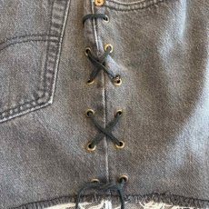画像7: 【LEVI'S】SIDE LECE UP CUT OFF DESIGN BLACK COLOR SKIRT / W29 / MADE IN USA (7)