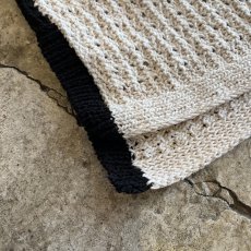 画像3: KEY HOLE NECK POINT LINE DESIGN CROCHET PATTERN KNIT SWEATER / Ladies L  (3)