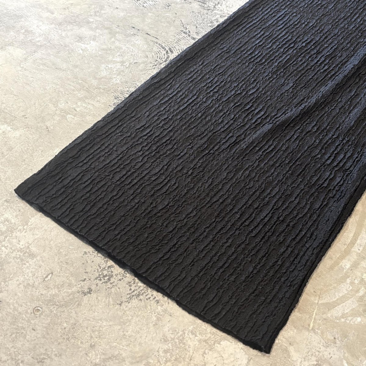 画像8: BLACK WASHER DESIGN WIDE SILHOUETTE PANTS / W29~FREE (8)