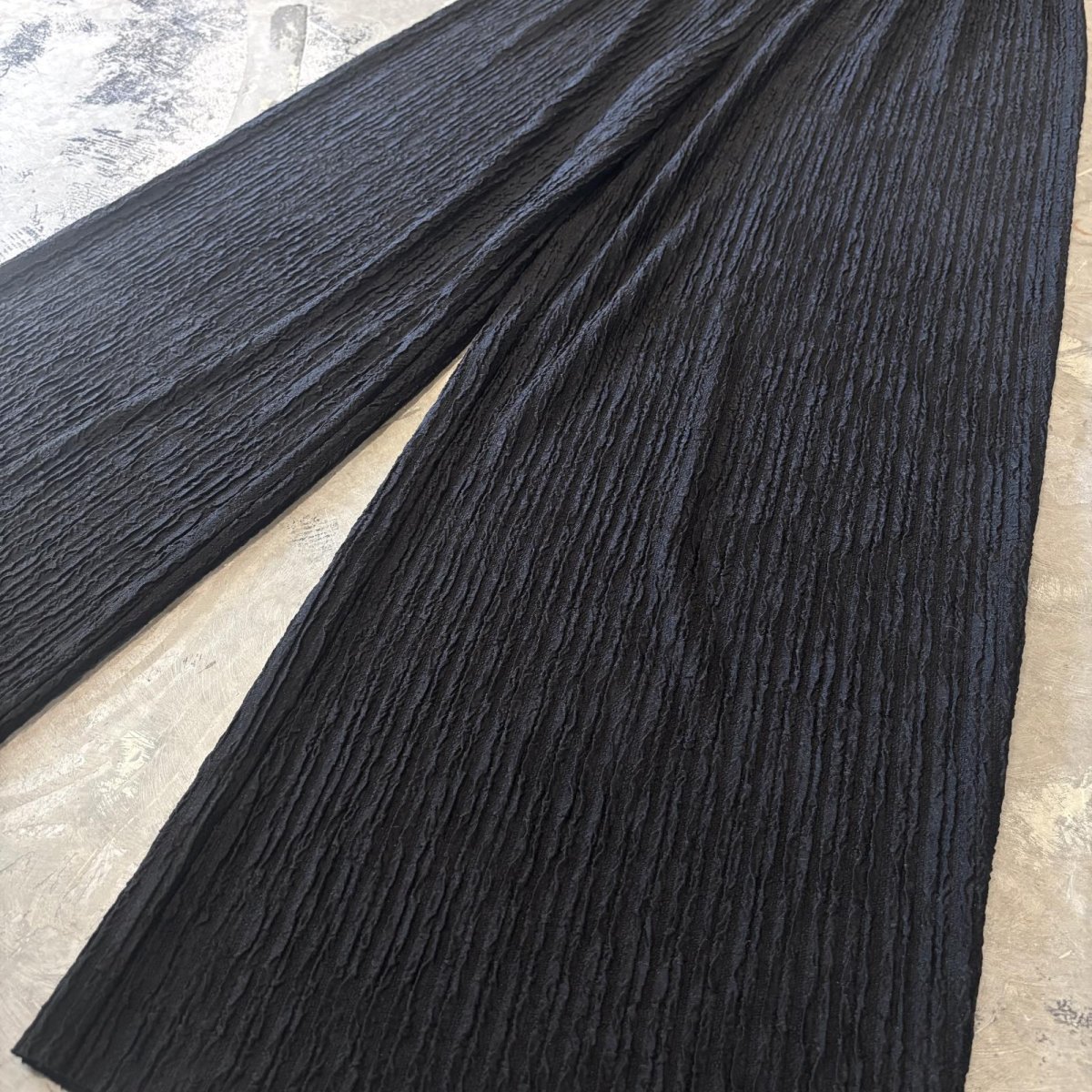 画像6: BLACK WASHER DESIGN WIDE SILHOUETTE PANTS / W29~FREE (6)