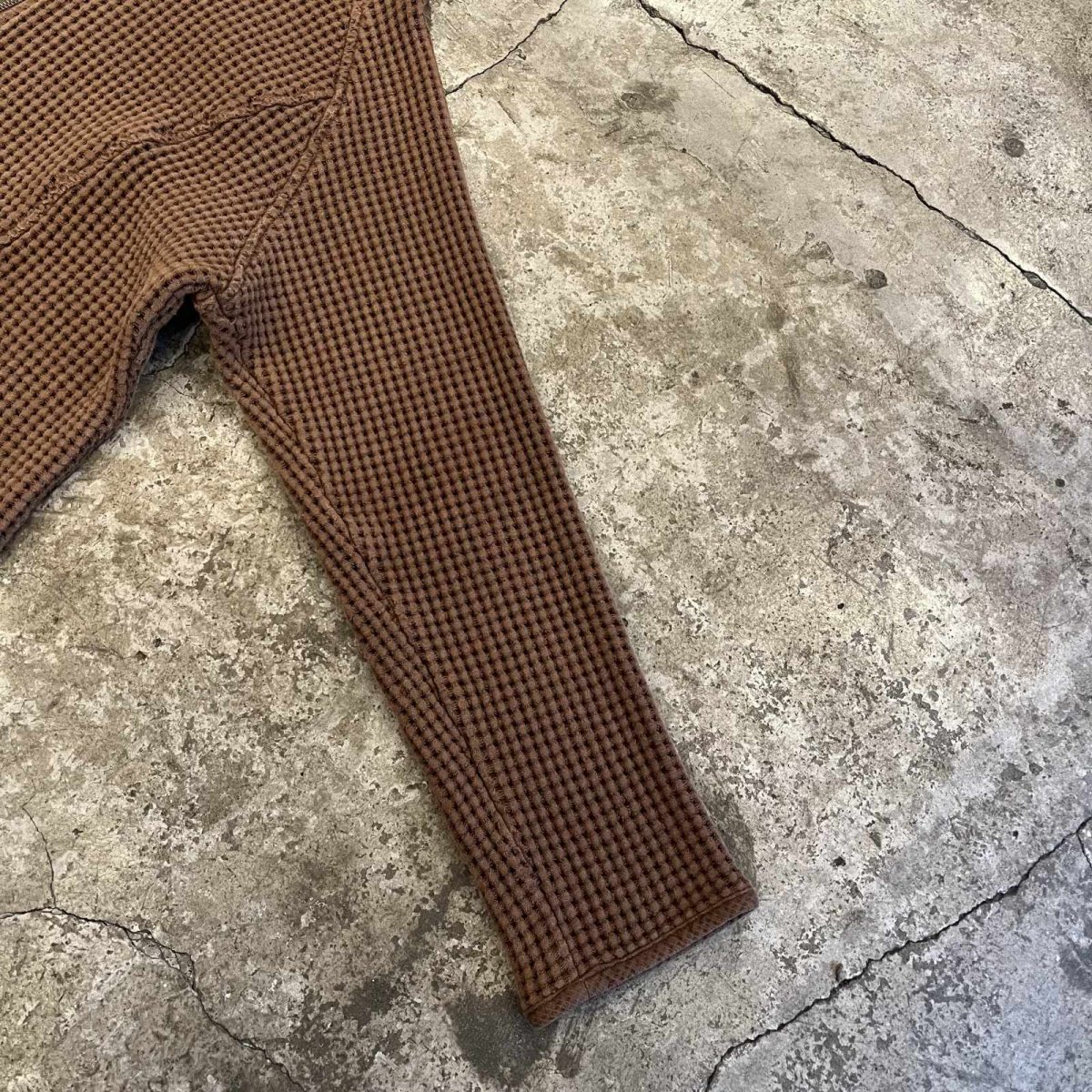 画像7: BROWN COLOR HALF ZIP DESIGN WAFFLE STAND COLLAR L/S TOPS / Ladies XL(2XL) (7)