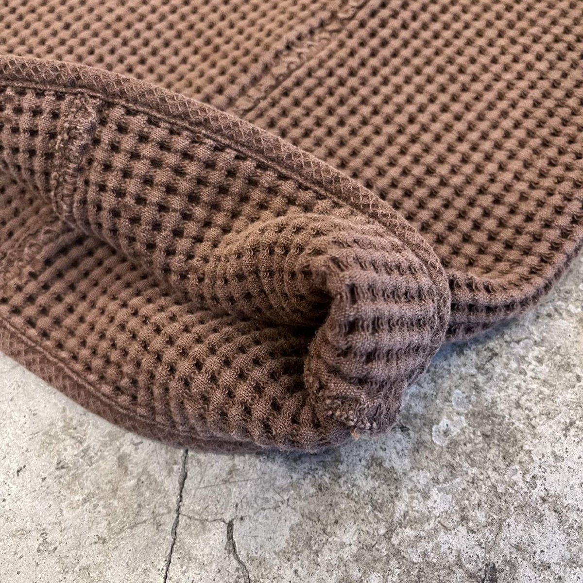 画像5: BROWN COLOR HALF ZIP DESIGN WAFFLE STAND COLLAR L/S TOPS / Ladies XL(2XL) (5)
