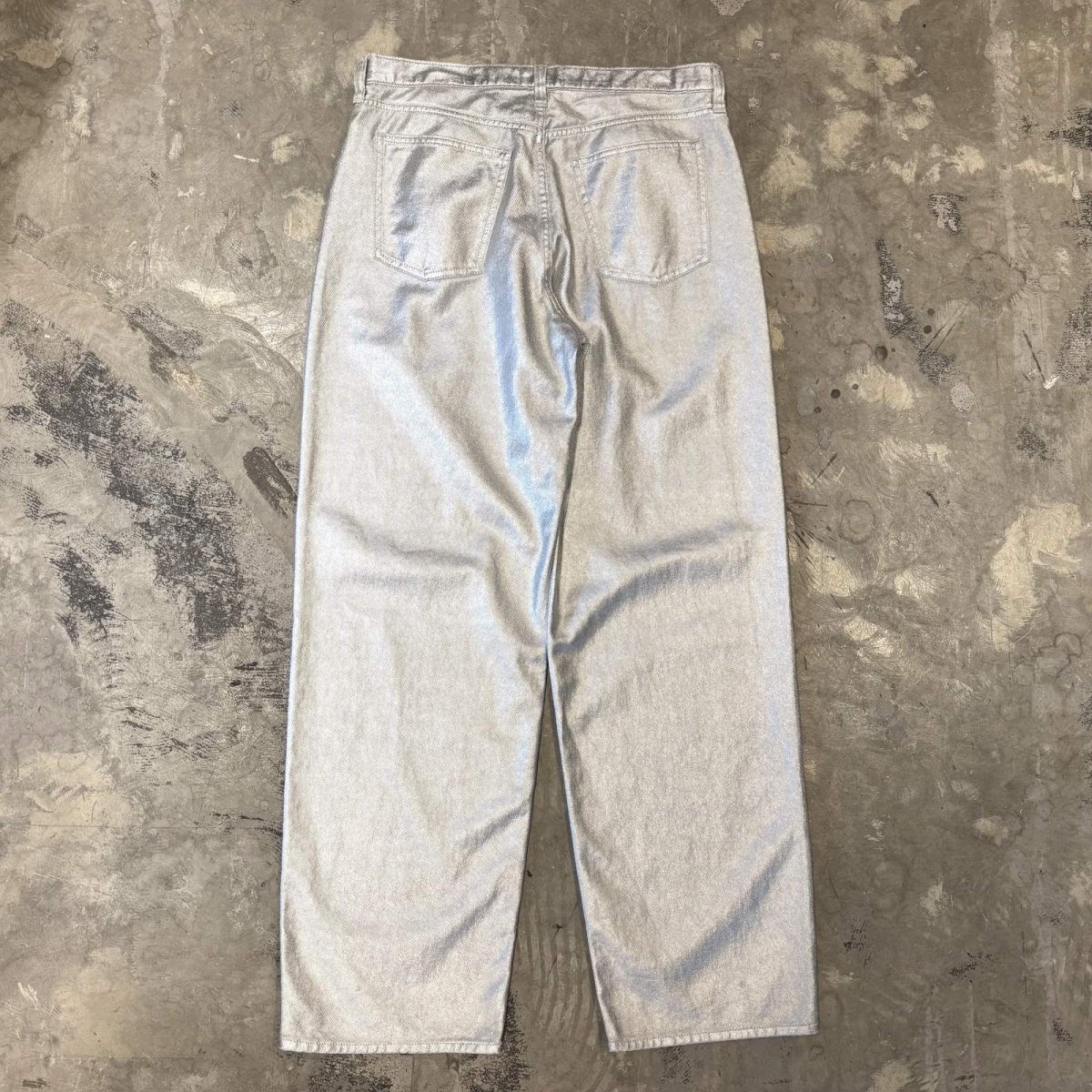 画像2: LUSTER SILVER COLOR WIDE SILHOUETTE PANTS / W33 (2)