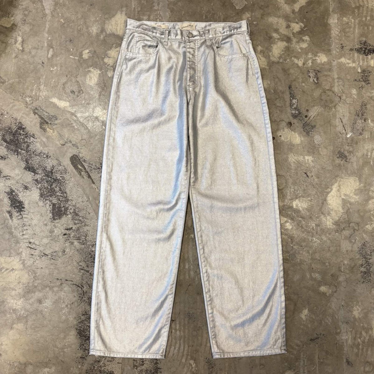 画像1: LUSTER SILVER COLOR WIDE SILHOUETTE PANTS / W33 (1)
