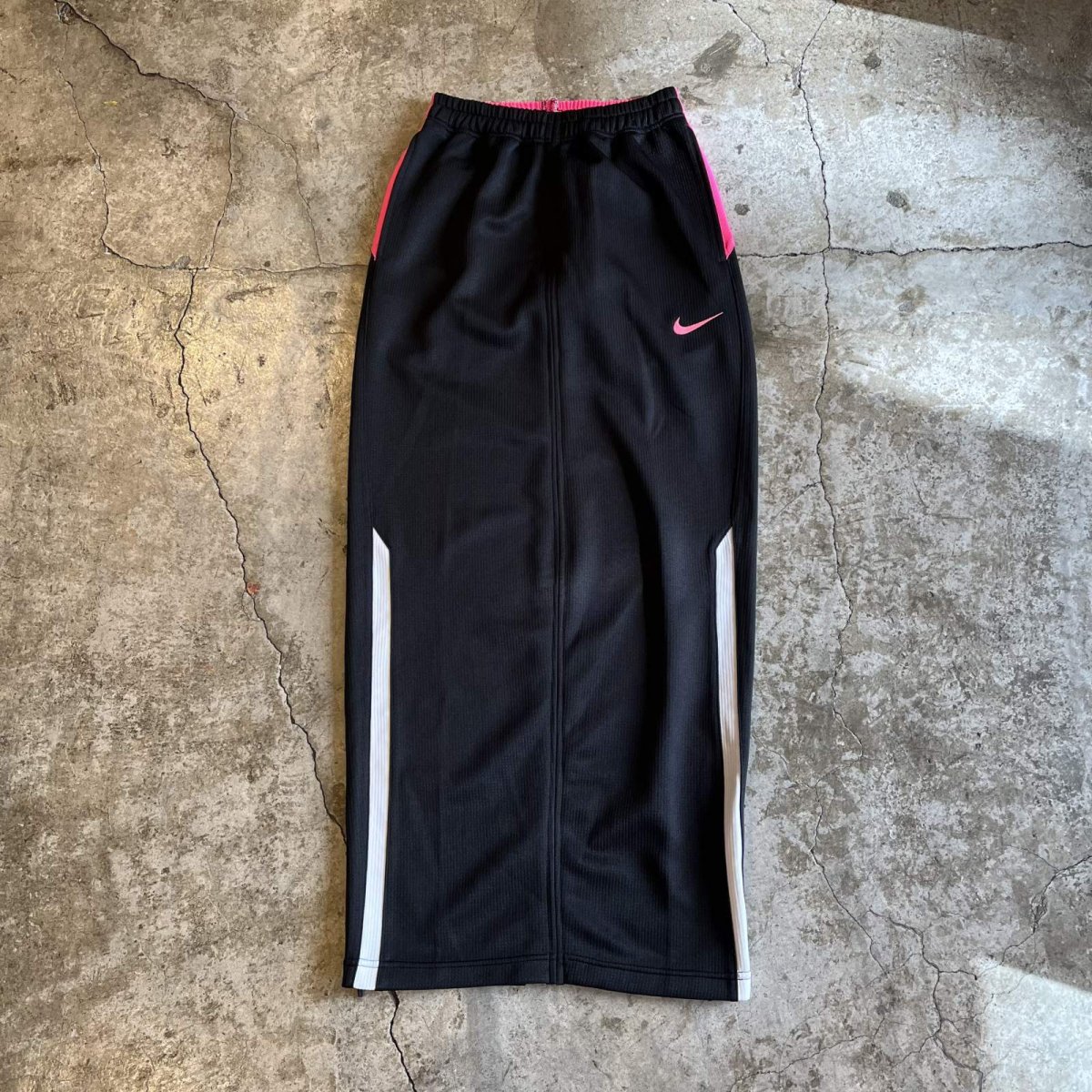 画像1: 【Wiz&Witch】"UNITED" BACK SLIT SPORTY LONG SKIRT / OS (1)