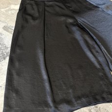 画像5: LUSTER BLACK COLOR WIDE SILHOUETTE SHORTS / W34 (5)
