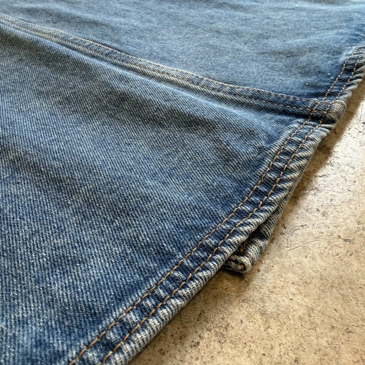 画像11: SIDE DESIGN POCKET DENIM WRAP SKIRT / W30 (11)