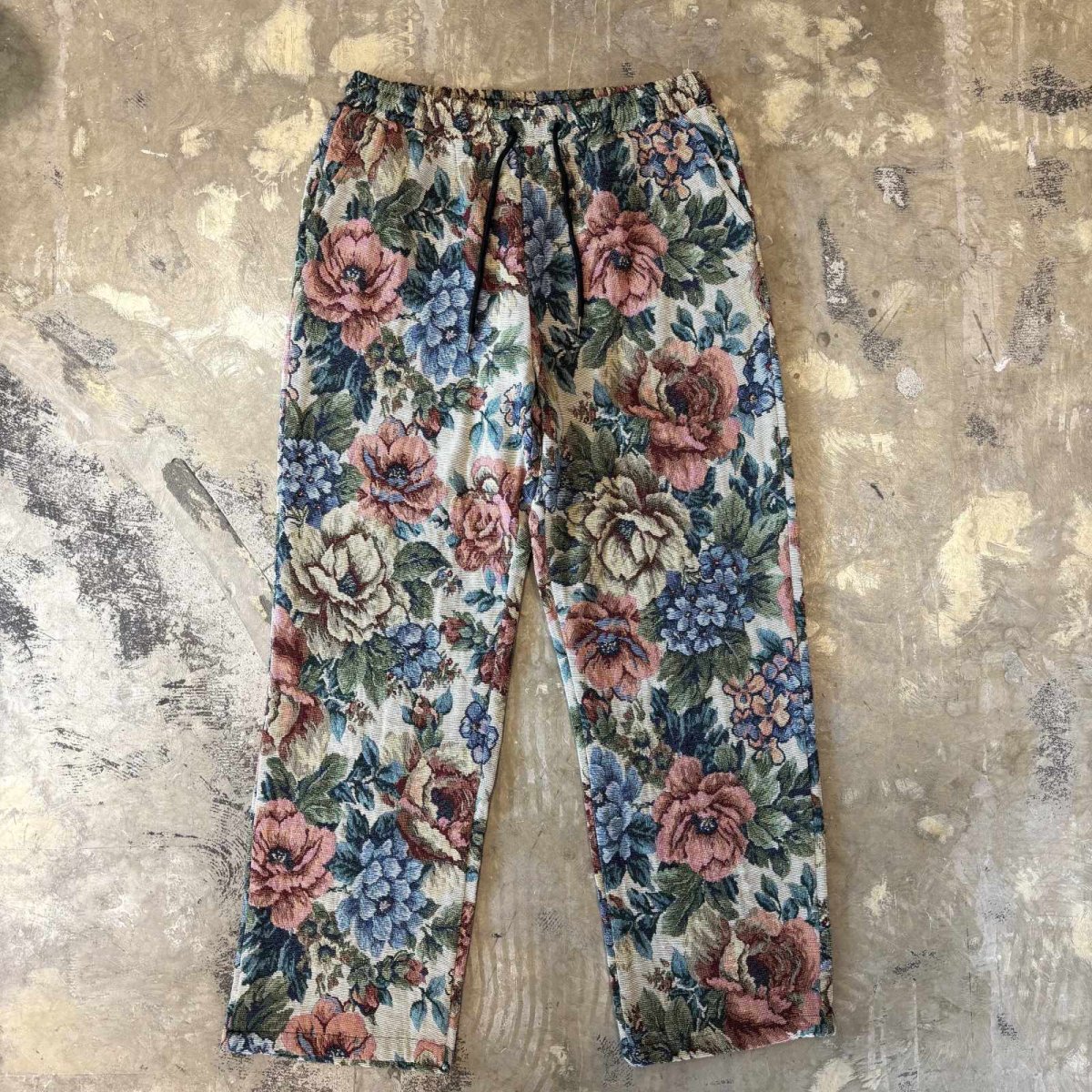 画像1: ALL OVER FLORAL GRAPHIC PATTERN GOBELIN PANTS / FREE (1)