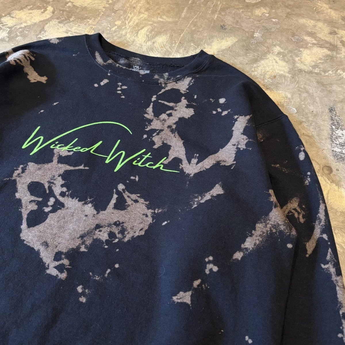 画像4: "WICKED WITCH" PRINTED BLEACHED SWEAT / Mens L (4)