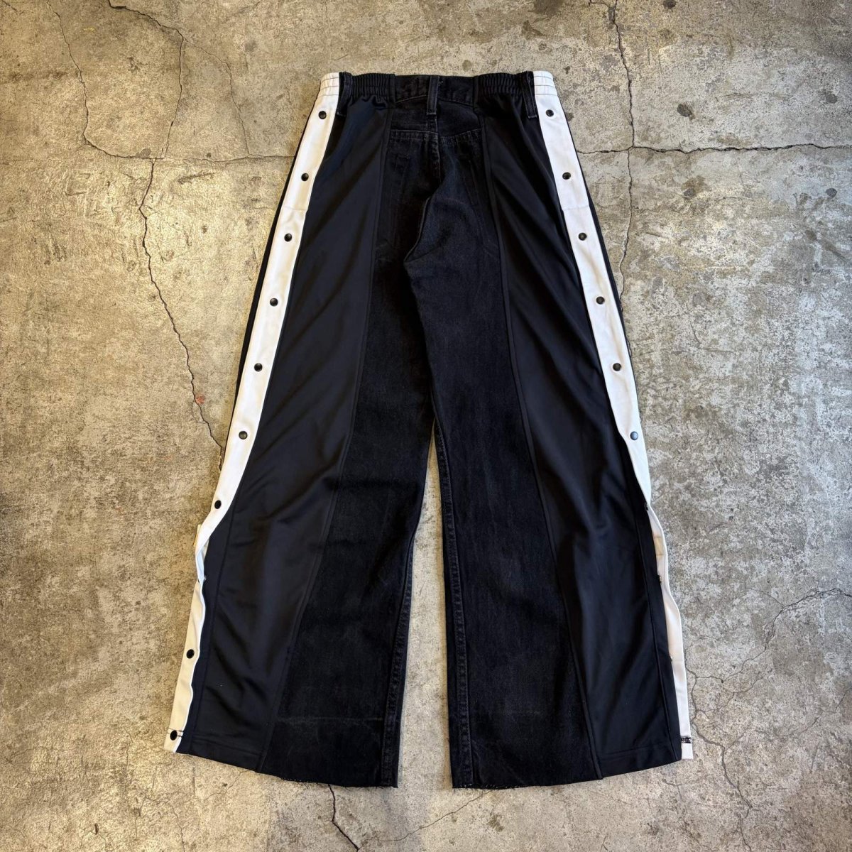 画像2: 【Wiz&Witch】"UNITED" SPORTY DENIM PANTS / OS (2)