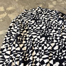 画像9: ALL OVER BICOLOR PATTERN HI-NECK L/S TOPS / Mens XL  (9)