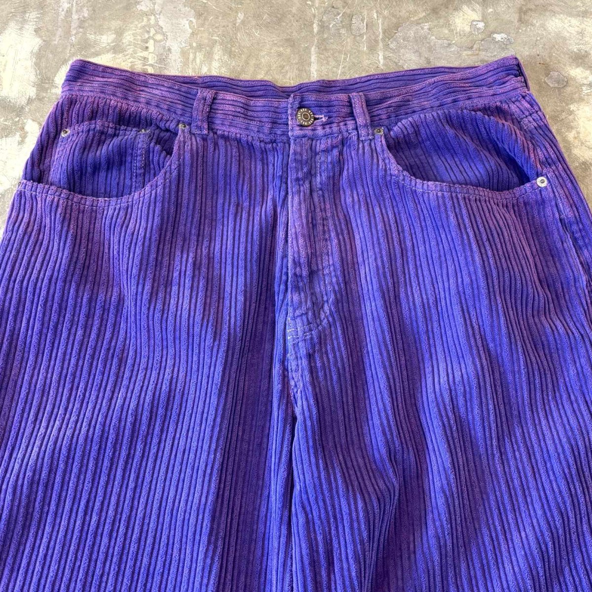 画像10: PURPLE COLOR CORDUROY WIDE SILHOUETTE PANTS / W33 (10)