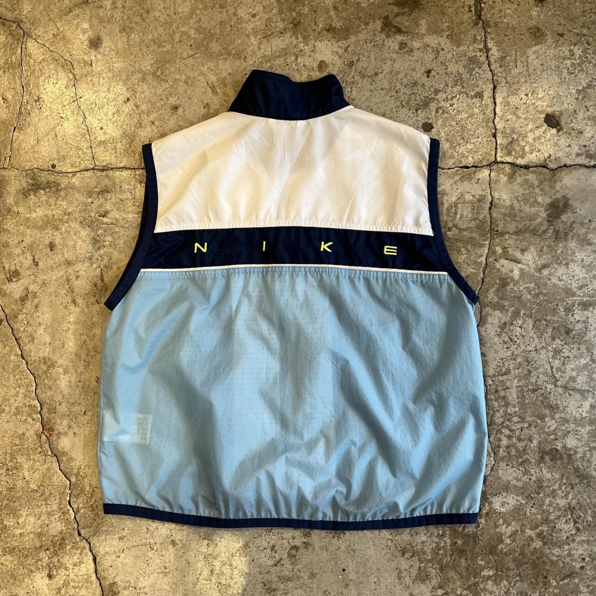 画像2: 【NIKE】3 COLOR HALF NECK DESIGN NYLON VEST / Ladies M(L) (2)