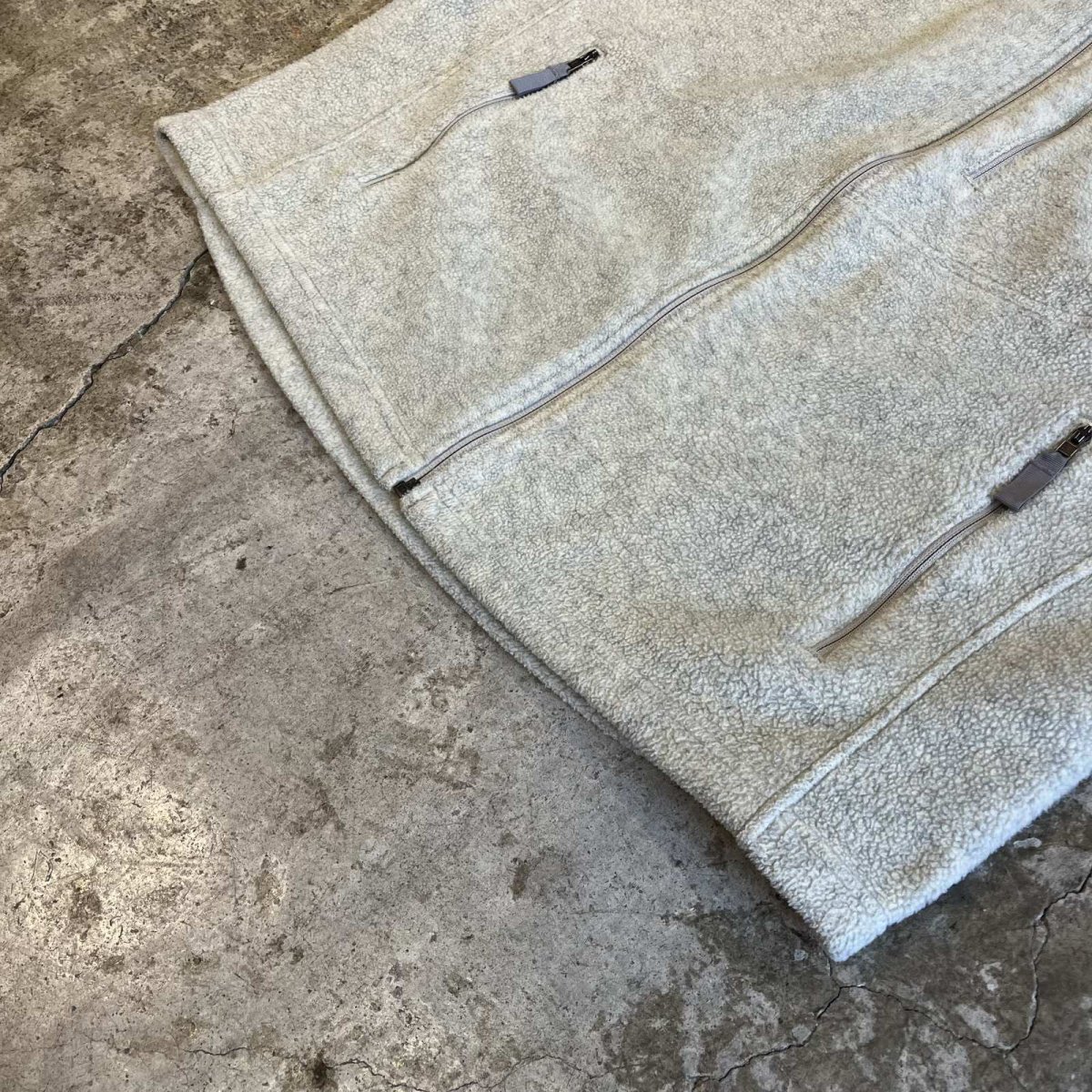 画像4: 【PATAGONIA】3 POCKET DESIGN RETRO PILE VEST / Ladies L  (4)