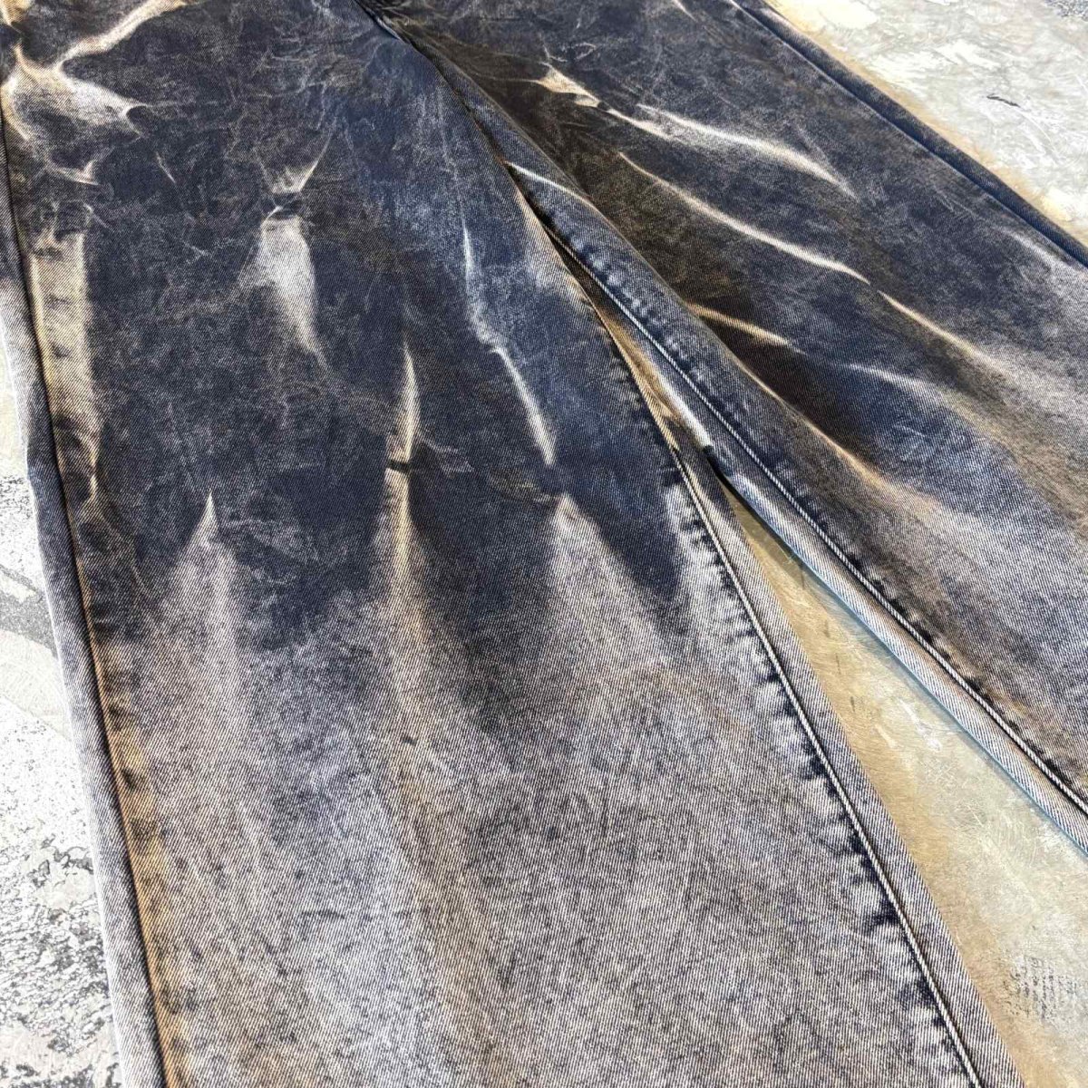 画像5: BLEACHED PATTERN WIDE SILHOUETTE DENIM PANTS / W30 (5)