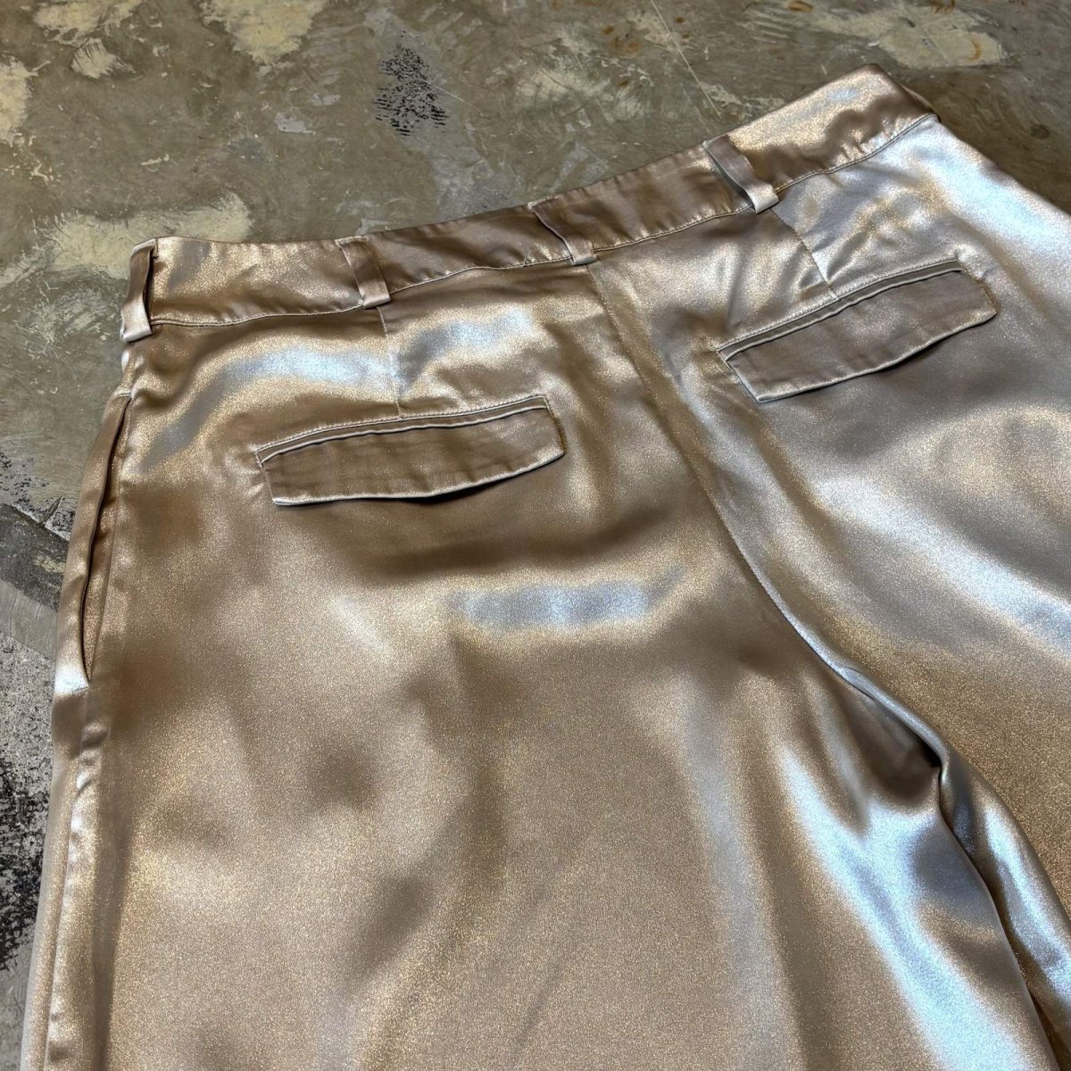 画像9: LUSTER GOLD COLOR WIDE SILHOUETTE SHORTS / W34 (9)