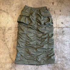 画像2: FRONT ZIP UP GATHER DESIGN NYLON SKIRT / W25~W35 (2)