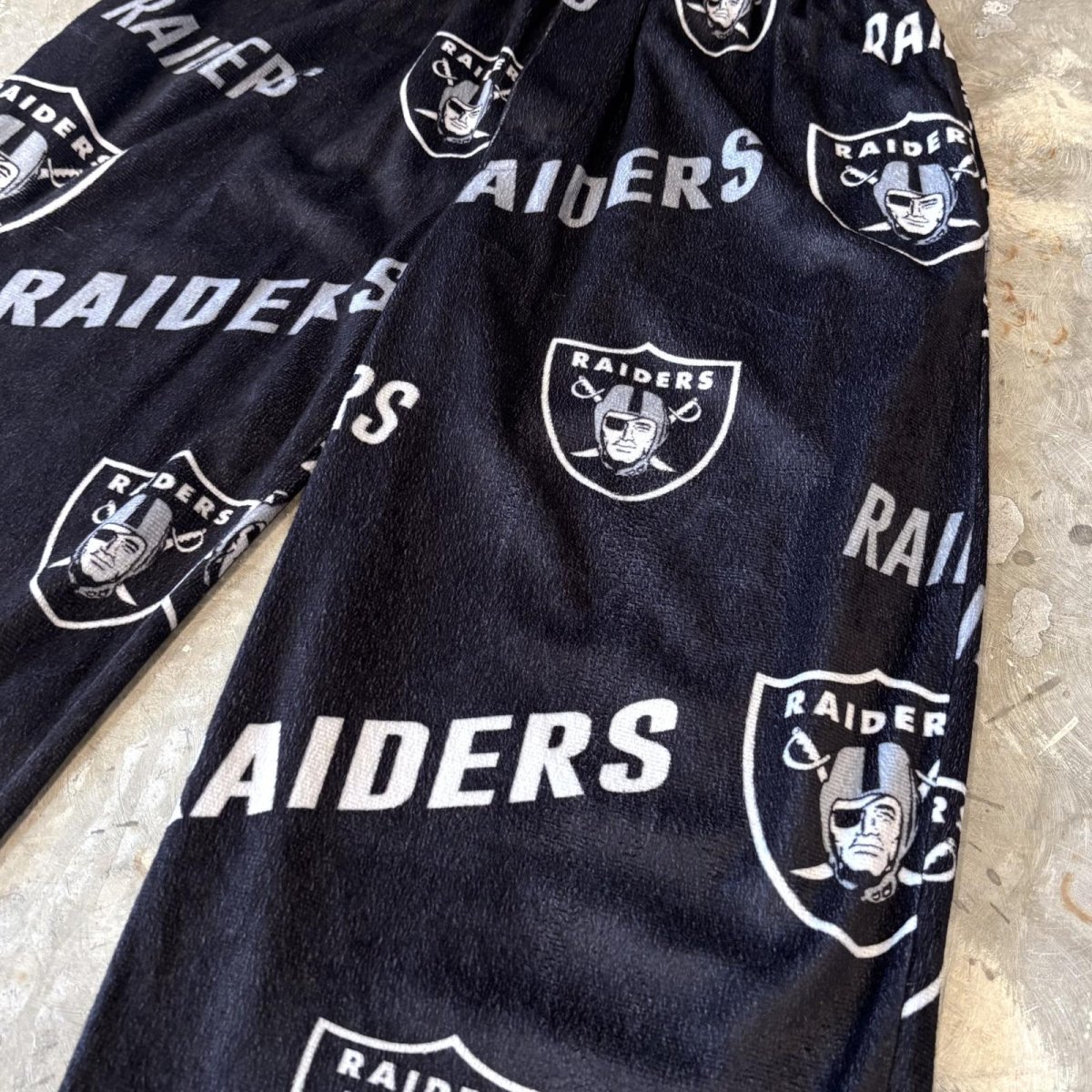 画像4: "RAIDERS" GRAPHIC PATTERN PAJAMA PANTS / FREE (4)