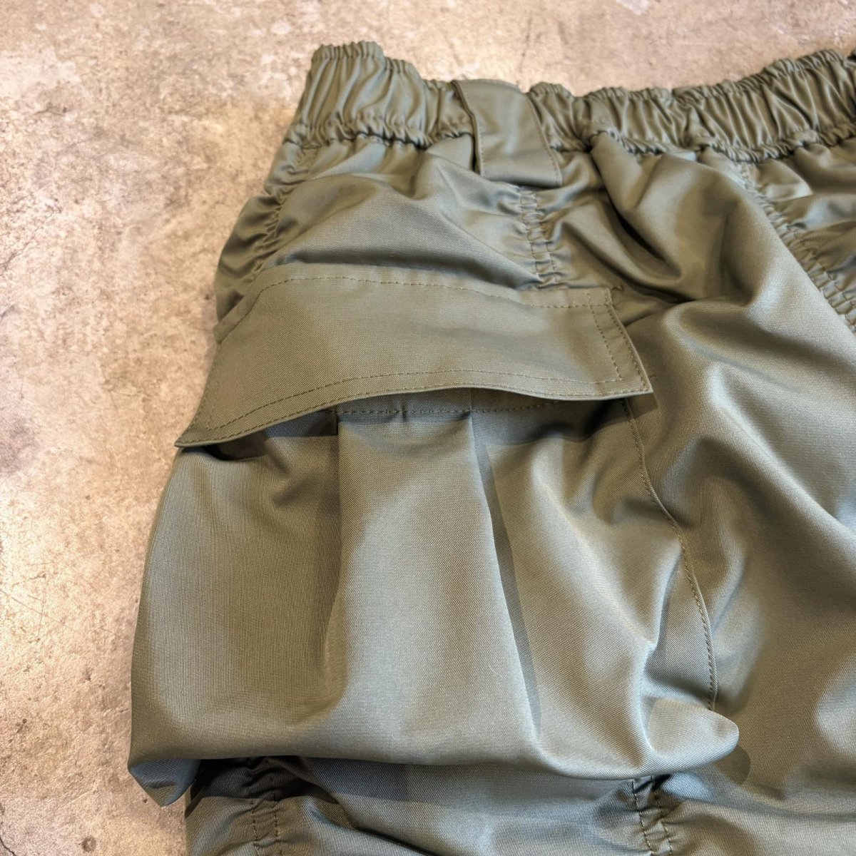 画像7: FRONT ZIP UP GATHER DESIGN NYLON SKIRT / W25~W35 (7)