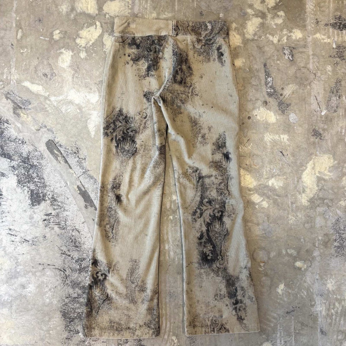 画像2: ART GRAPHIC PATTERN FLARE CORDUROY PANTS / W30 / MADE IN ITALY (2)