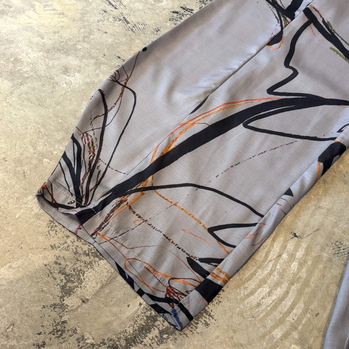 画像8: LINE ART PATTERN BALLOON SILHOUETTE PANTS / W30~ (8)
