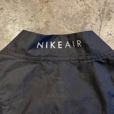 画像11: 【NIKE AIR】BLACK COLOR MESH×NYLON DOCKING DESIGN ZIP UP TOPS / Ladies M  (11)